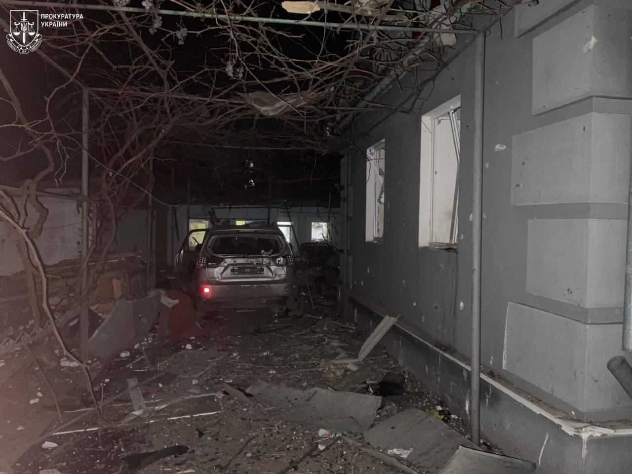 Из-за вражеской атаки по Одессе пострадали люди, повреждены дома и инфраструктура