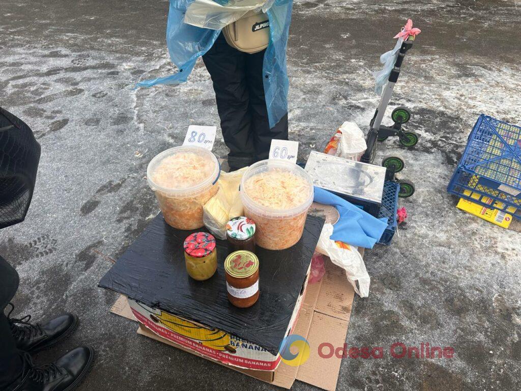 Курка, бринза та волоський горіх: суботні ціни на одеському «Привозі»