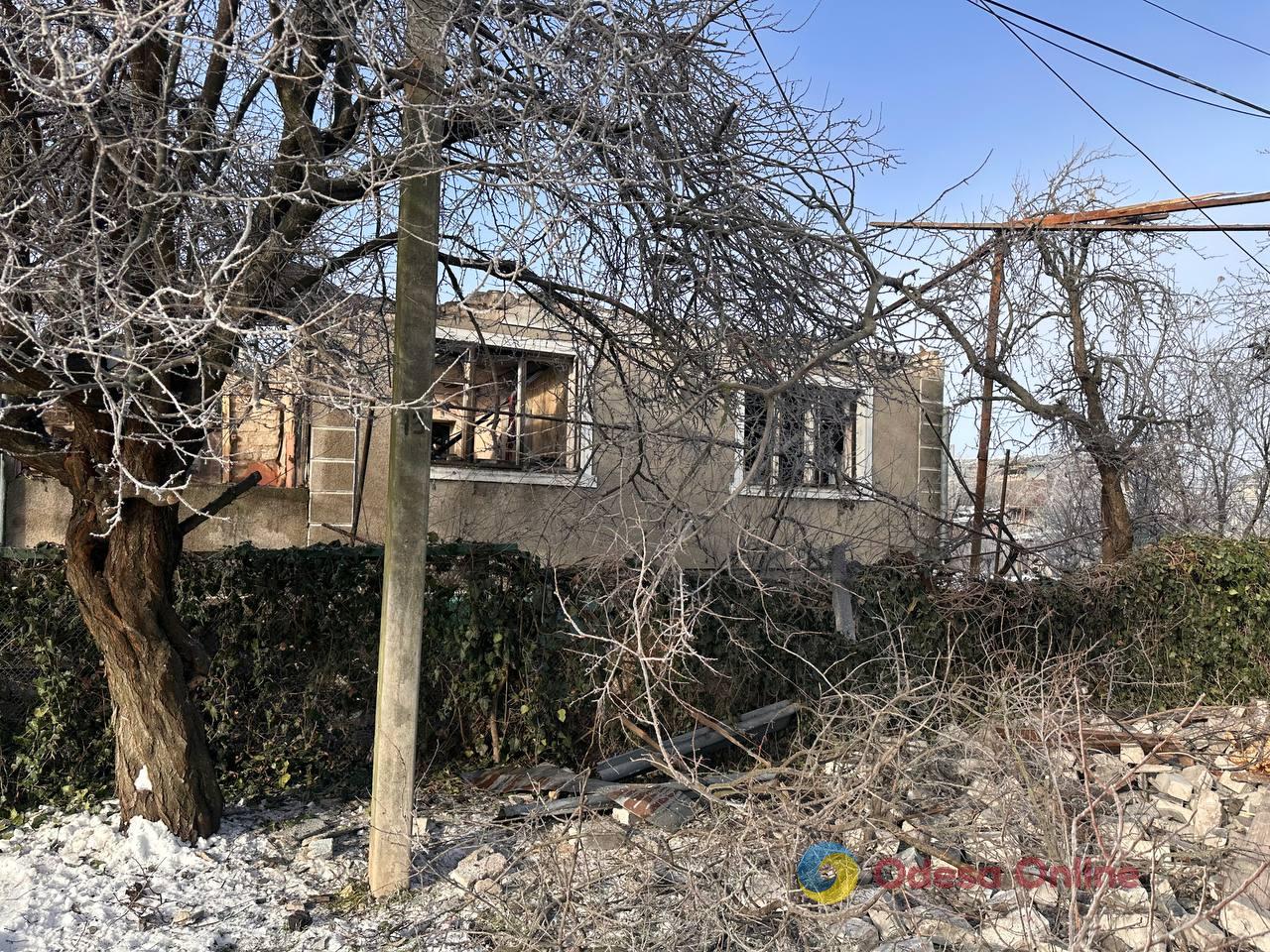 Наслідки нічної атаки РФ на Одеський район: зруйновані будинки та постраждалі тварини