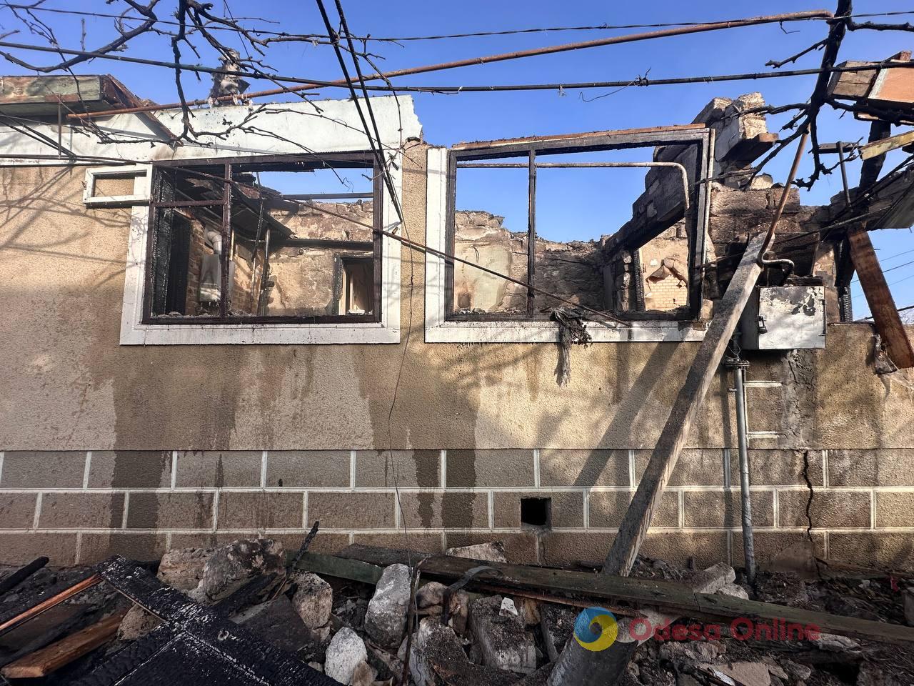 Наслідки нічної атаки РФ на Одеський район: зруйновані будинки та постраждалі тварини