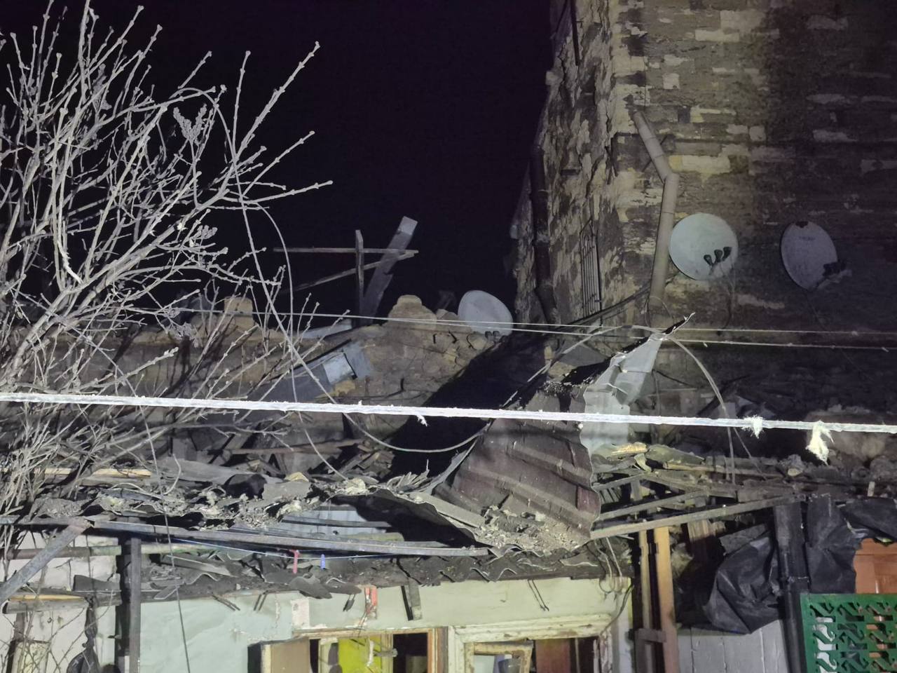 РФ вночі масовано атакувала Одесу – 23 постраждалих, під завалами можуть бути люди (оновлено) РФ вночі масовано атакувала Одесу – 23 постраждалих, під завалами можуть бути люди (оновлено)