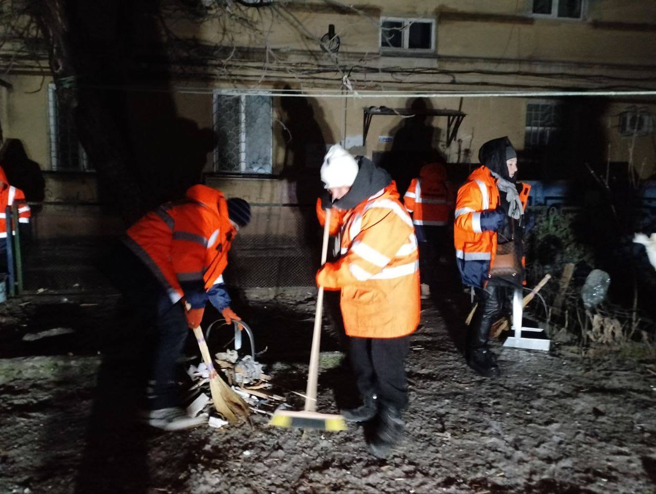 РФ вночі масовано атакувала Одесу – 23 постраждалих, під завалами можуть бути люди (оновлено) РФ вночі масовано атакувала Одесу – 23 постраждалих, під завалами можуть бути люди (оновлено)