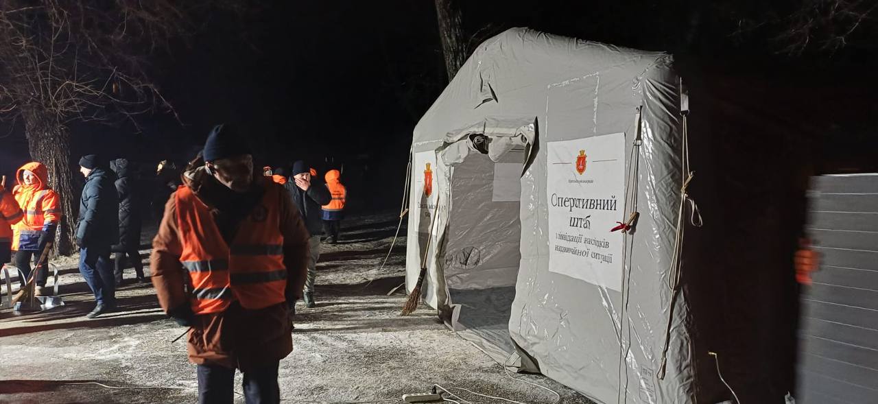 РФ вночі масовано атакувала Одесу – 23 постраждалих, під завалами можуть бути люди (оновлено) РФ вночі масовано атакувала Одесу – 23 постраждалих, під завалами можуть бути люди (оновлено)