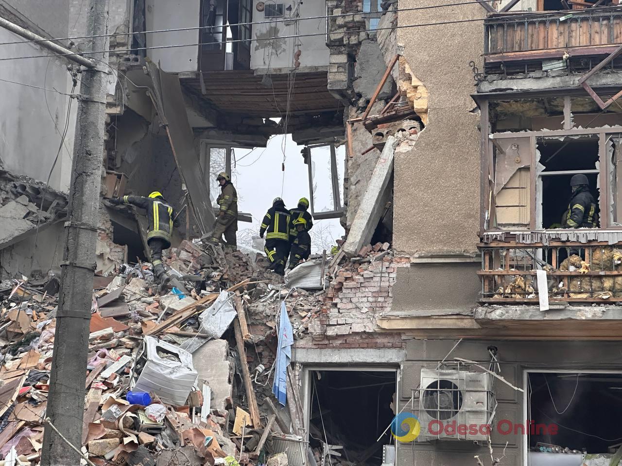 Кількість жертв ворожої атаки на Одесу 27 січня зросла до чотирьох