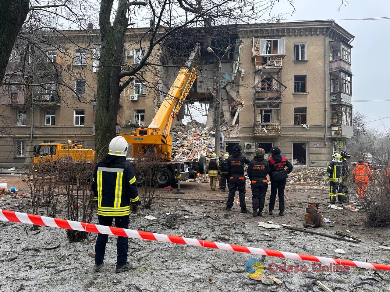 Нічна атака РФ на Одесу: свідчення очевидців та фото наслідків