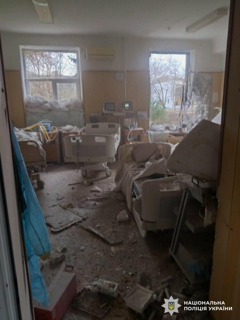 На Херсонщині через обстріли поранено шістьох людей, серед них троє медиків