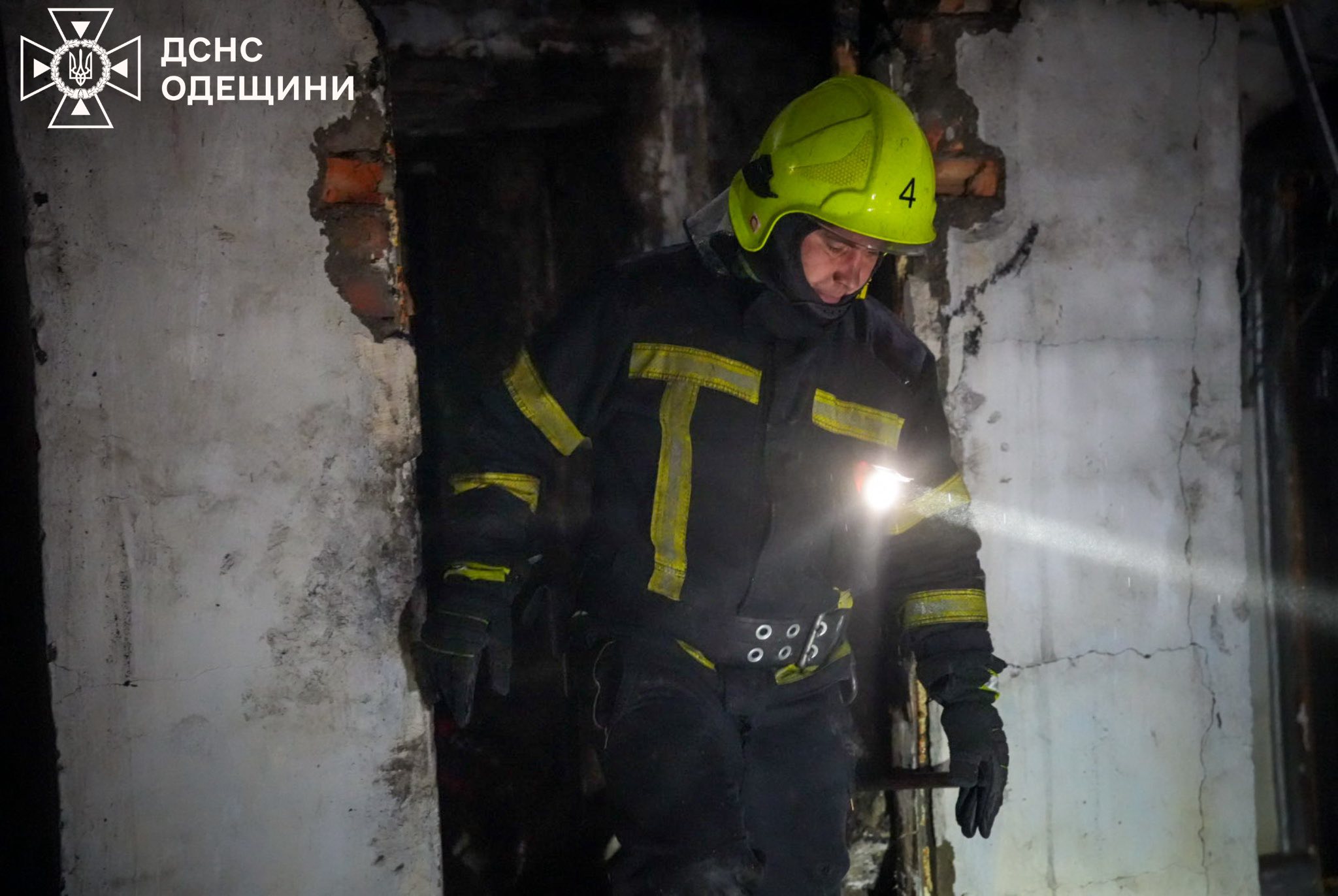 Вночі РФ атакувала житловий сектор Одеси – загинула жінка