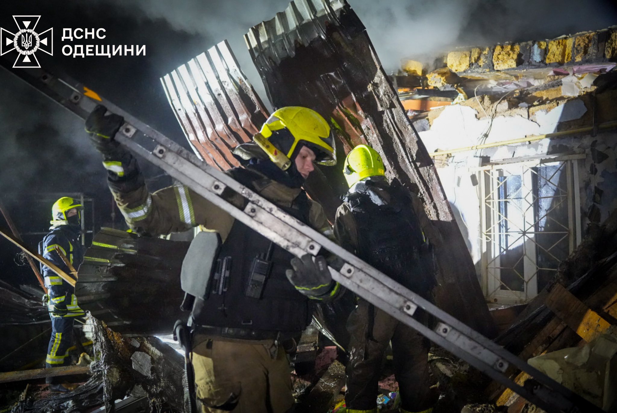 Вночі РФ атакувала житловий сектор Одеси – загинула жінка