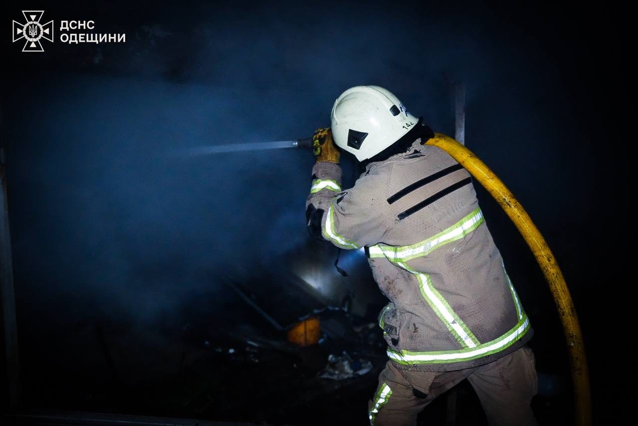 Вночі РФ атакувала Одесу та Одеський район: постраждали люди, є пошкодження цивільної та енергетичної інфраструктури