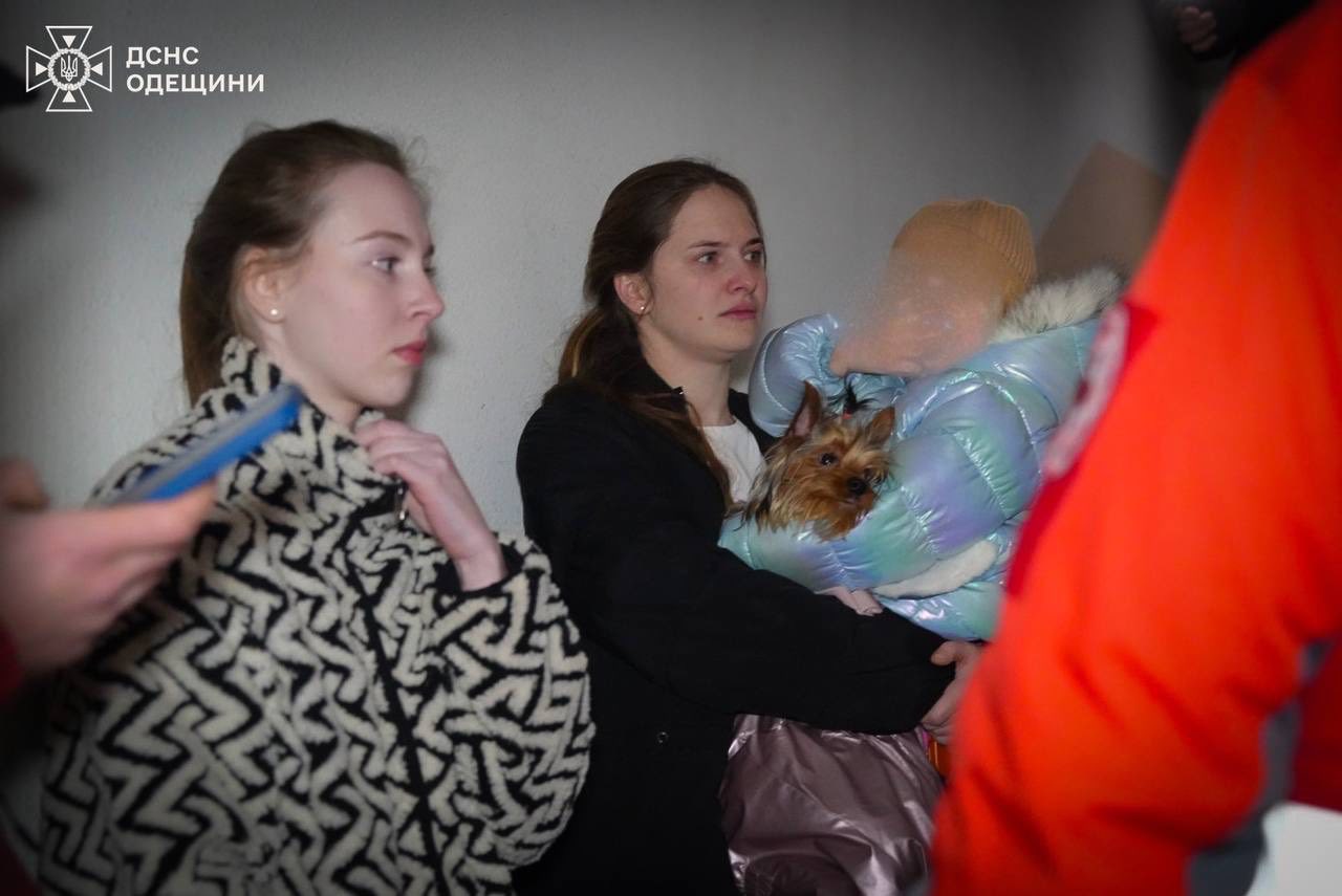 Вночі РФ атакувала Одесу та Одеський район: постраждали люди, є пошкодження цивільної та енергетичної інфраструктури