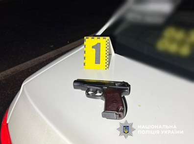 В одесском ресторане пьяный гость требовал наркотики и выстрелил в пол