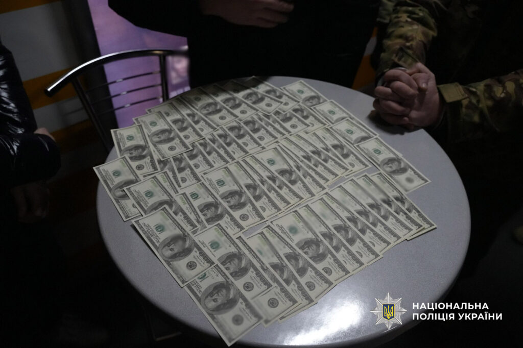 9300 доларів за ухилення від мобілізації: на Одещині затримали військовослужбовця за зловживання впливом