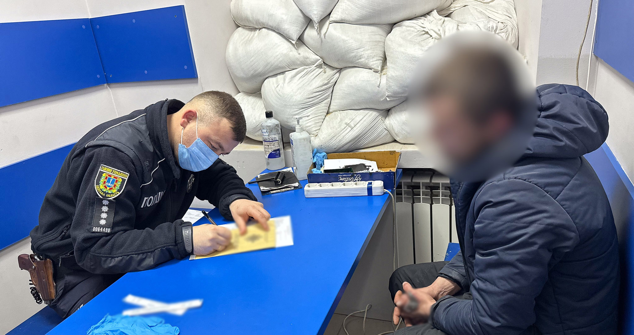 В Одесі затримали чоловіка, який пограбував таксиста В Одесі затримали чоловіка, який пограбував таксиста