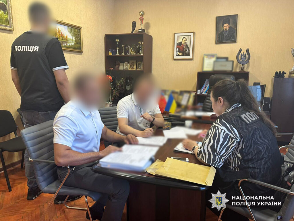В Одеській області судитимуть трьох фігурантів за махінації з «екопрограмами» В Одеській області судитимуть трьох фігурантів за махінації з «екопрограмами»