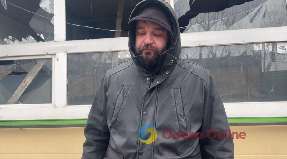 Пошкоджені багатоповерхівка, СТО й магазин: фоторепортаж з місць нічних атак по Одесі Пошкоджені багатоповерхівка, СТО й магазин: фоторепортаж з місць нічних атак по Одесі