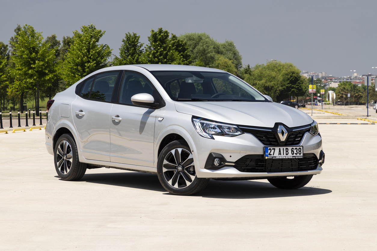 Renault Taliant: доступний седан для міста у 2026 році Renault Taliant: доступний седан для міста у 2026 році