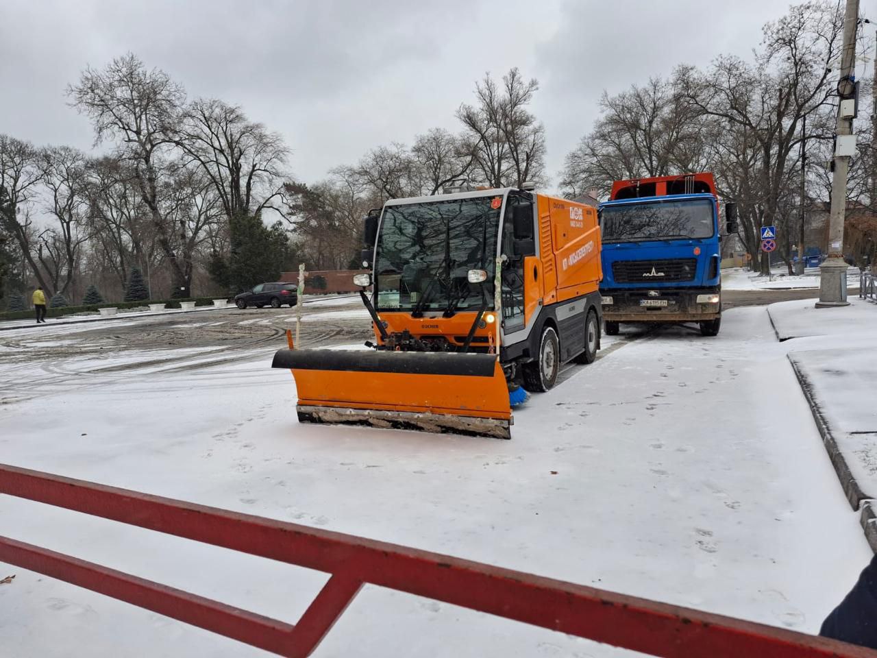 Одесситов призывают не препятствовать работе снегоуборочной техники Одесситов призывают не препятствовать работе снегоуборочной техники