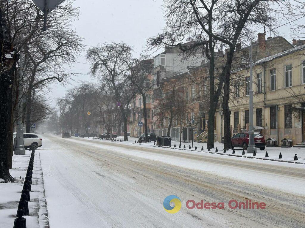 Як зі старої поштівки: фоторепортаж засніженої Одеси