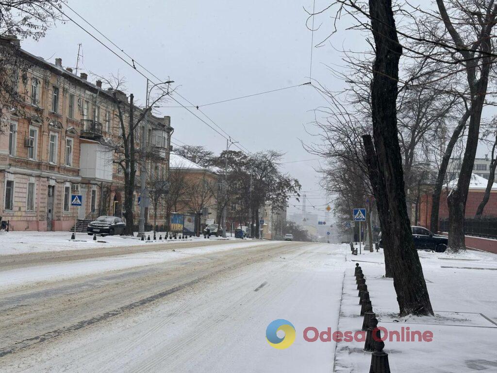 Як зі старої поштівки: фоторепортаж засніженої Одеси