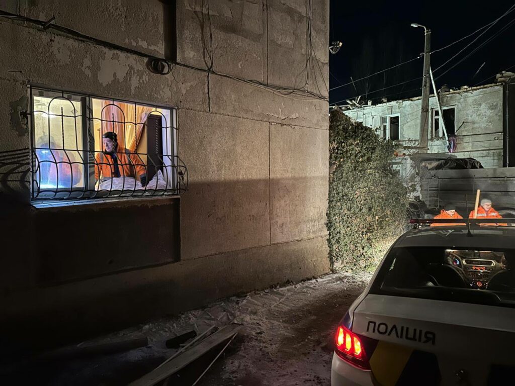 Через ворожу атаку пошкоджені понад 20 будинків у трьох районах Одеси