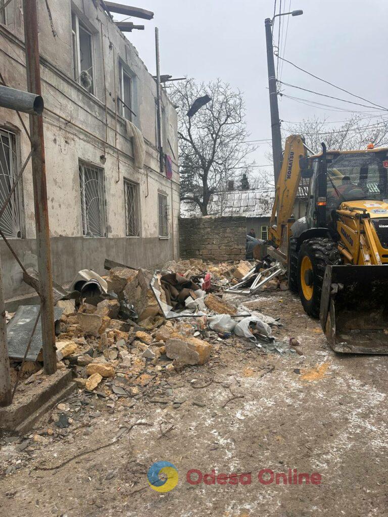 «В мою комнату залетел шахед»: последствия ночного удара по Одессе