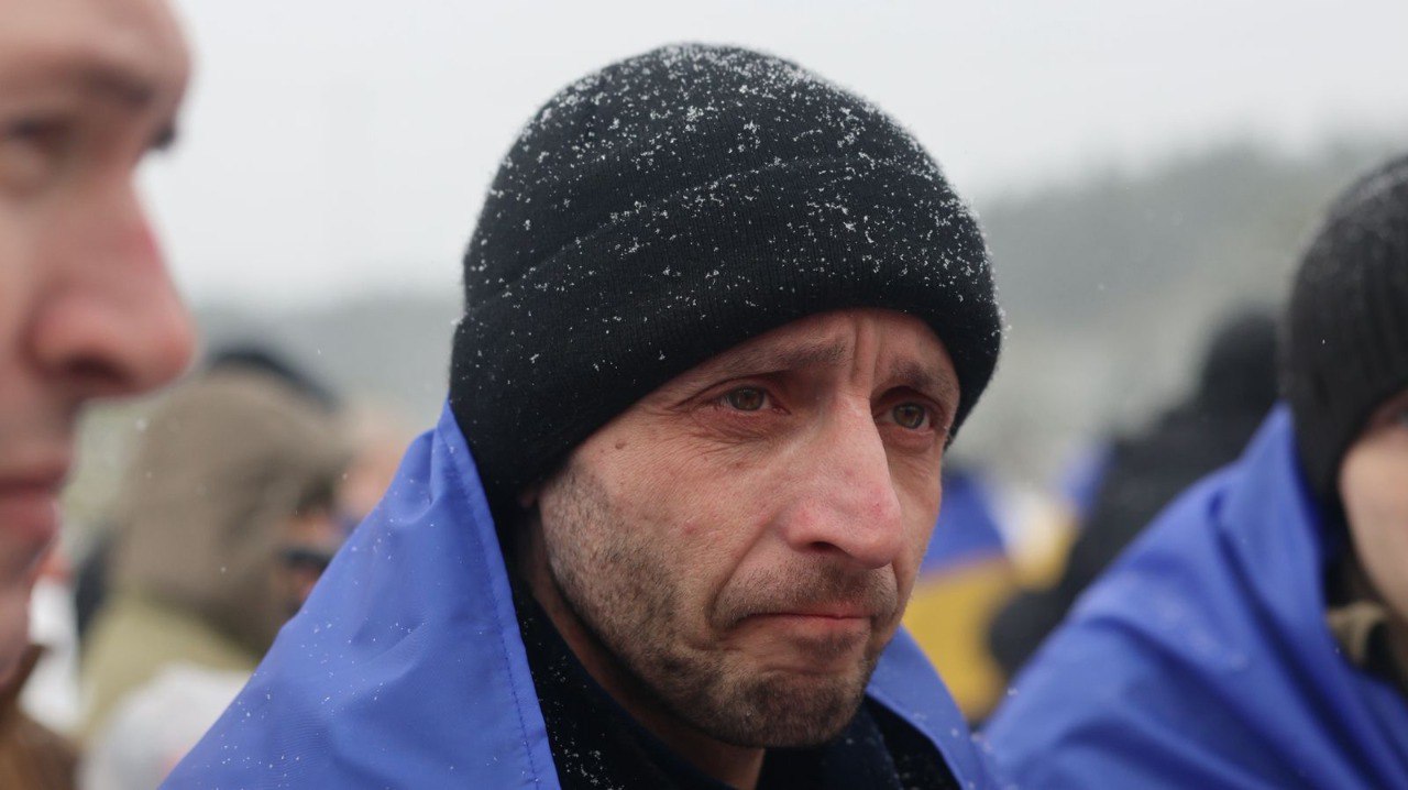 Україна повернула з неволі 150 військових та сімох цивільних