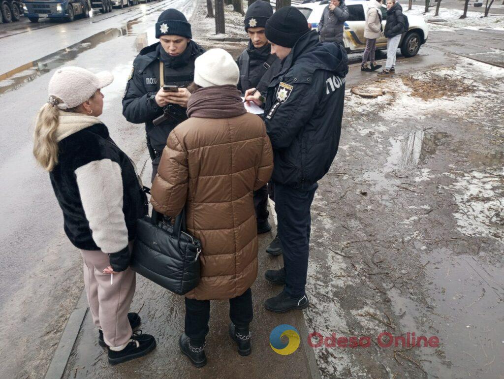 У Пересипському районі Одеси містяни перекрили дорогу через відсутність світла