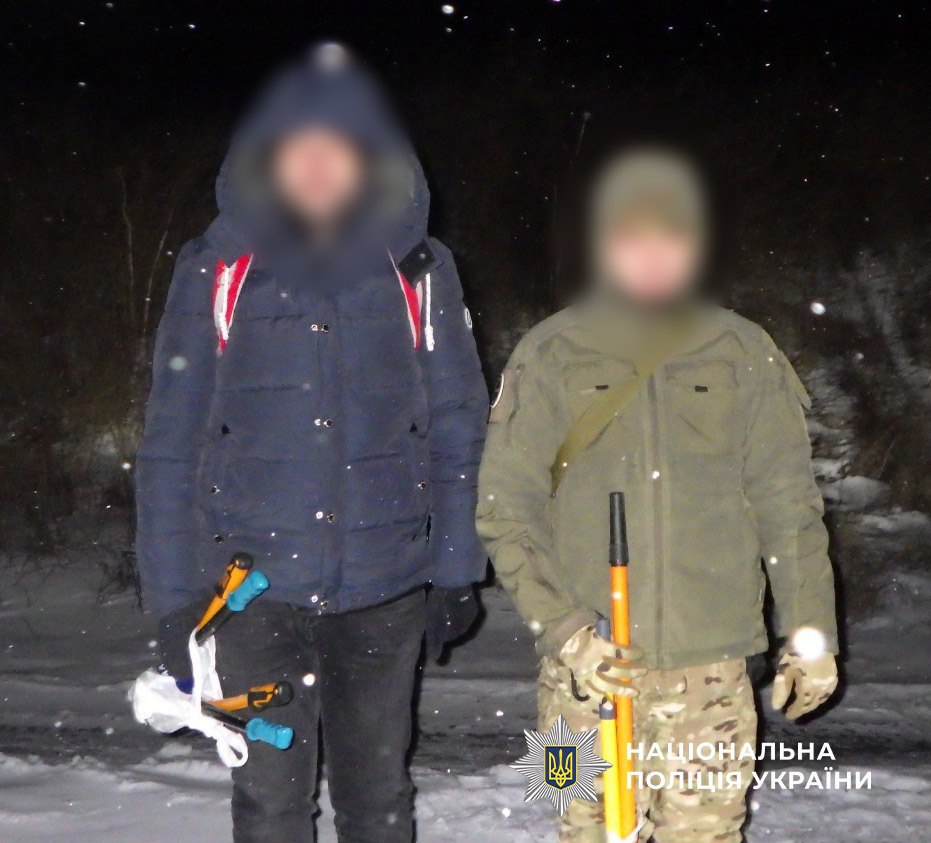 Ціна питання — 9600 доларів: на Одещині викрили канал переправлення чоловіків за кордон Ціна питання — 9600 доларів: на Одещині викрили канал переправлення чоловіків за кордон