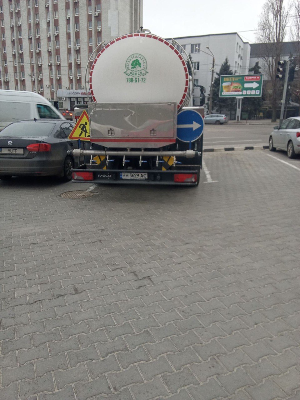 Где в Одессе набрать техническую воду: в горсовете обнародовали локации машин Где в Одессе набрать техническую воду: в горсовете обнародовали локации машин