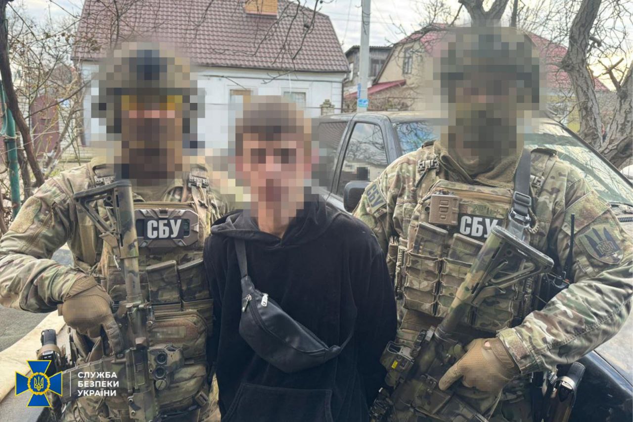 В Одесі затримали підозрюваного у підриві авто з людиною на замовлення спецслужб РФ