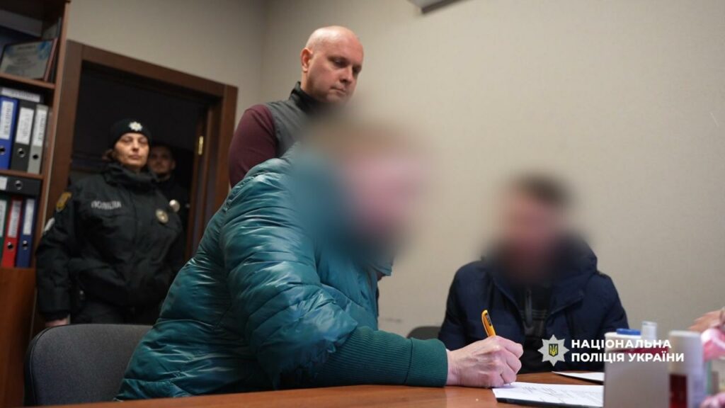 Продавали українських дітей за кордон: в Одесі судитимуть учасників злочинної групи Продавали українських дітей за кордон: в Одесі судитимуть учасників злочинної групи