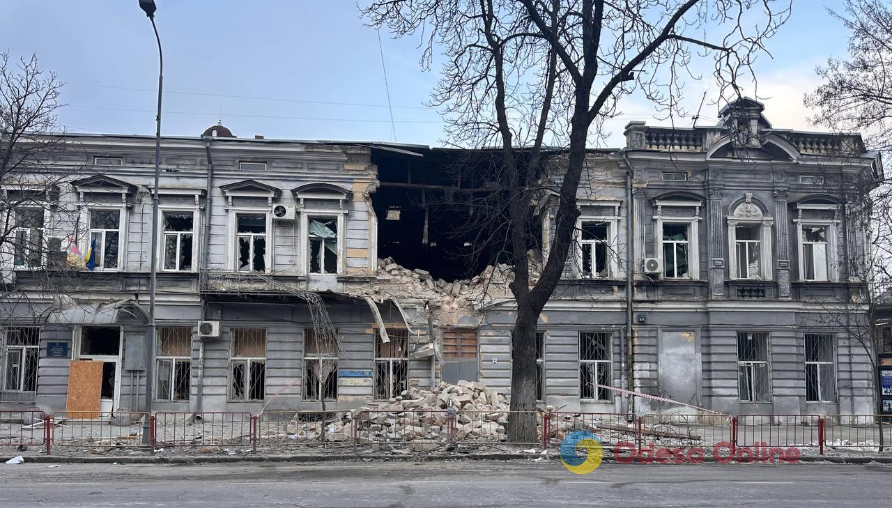 Ночные попадания в Одессе и Одесском районе: фоторепортаж с мест разрушений