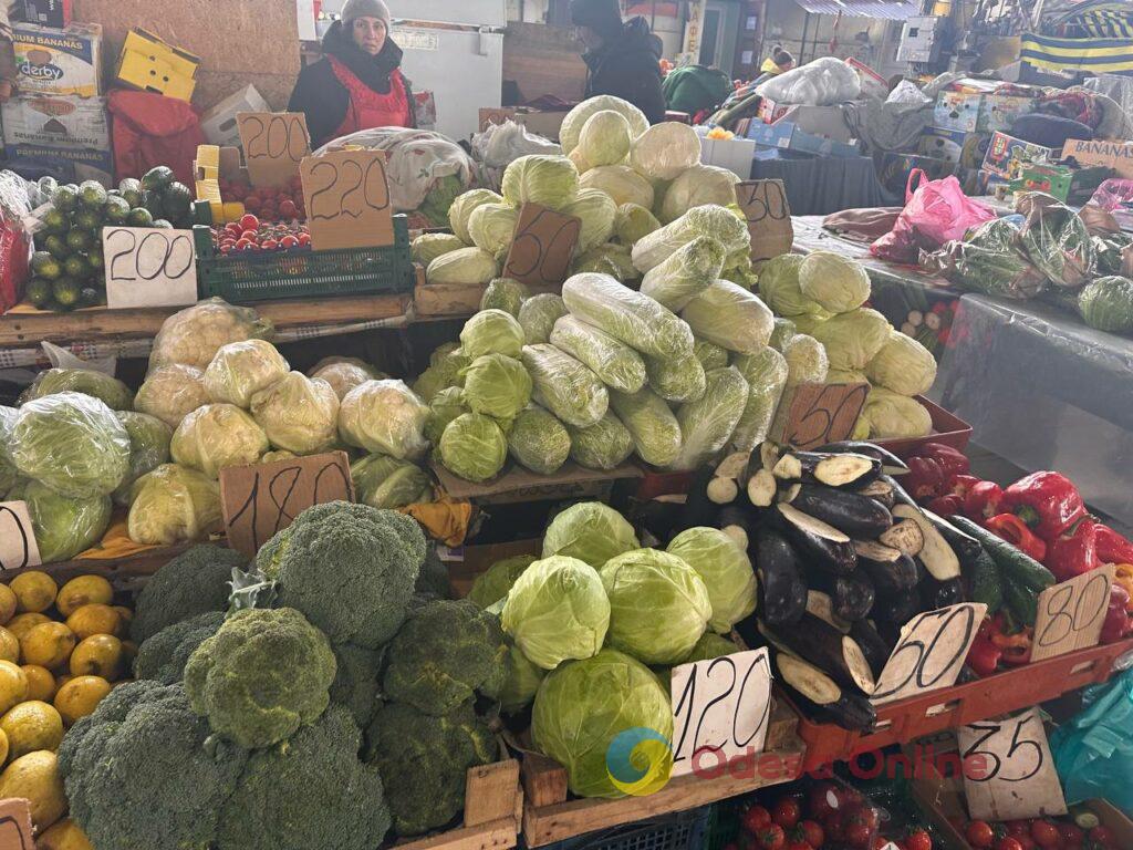 Брынза, тыква и брокколи: актуальные цены на одесском Привозе