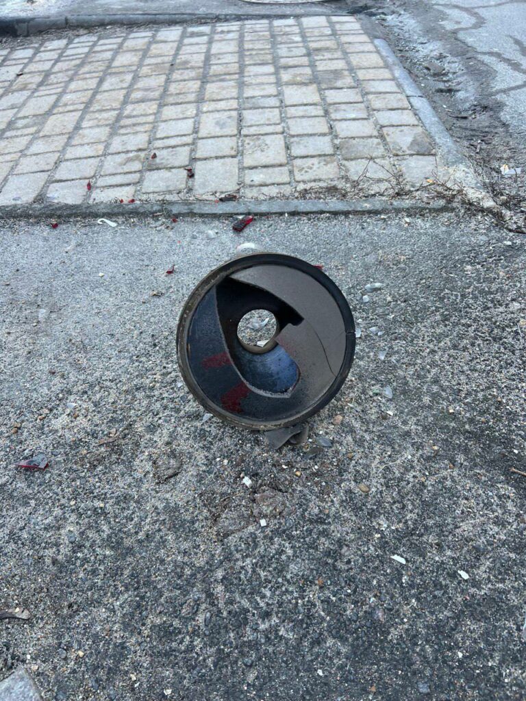 В Одессе восстанавливают светофоры после ДТП и обстрелов