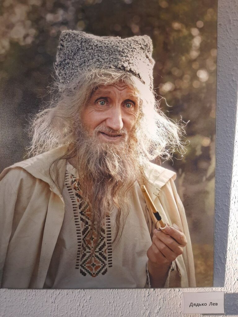 В Одессе открылась фотовыставка «Лесная: свобода быть собой» (фоторепортаж) В Одессе открылась фотовыставка «Лесная: свобода быть собой» (фоторепортаж)