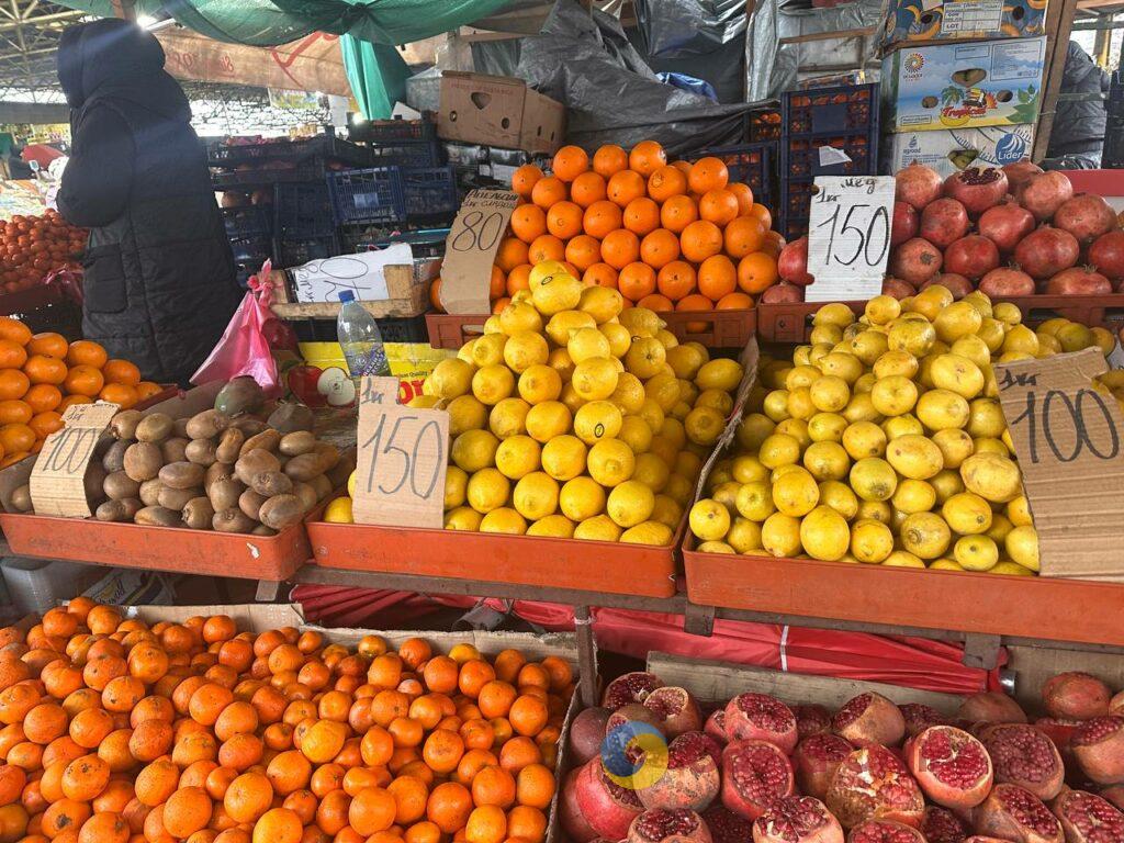 Яйця, ківі та печериці: суботні ціни на одеському «Привозі»