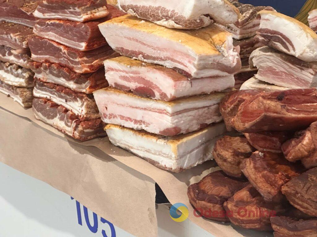 Яйця, ківі та печериці: суботні ціни на одеському «Привозі»