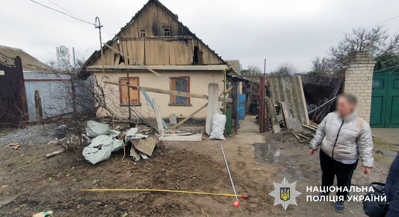 За добу на Херсонщині внаслідок російських обстрілів постраждали вісім мирних жителів