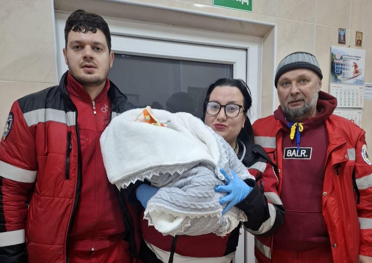 Медики одеської «екстренки» прийняли пологи у надзвичайних умовах Медики одеської «екстренки» прийняли пологи у надзвичайних умовах