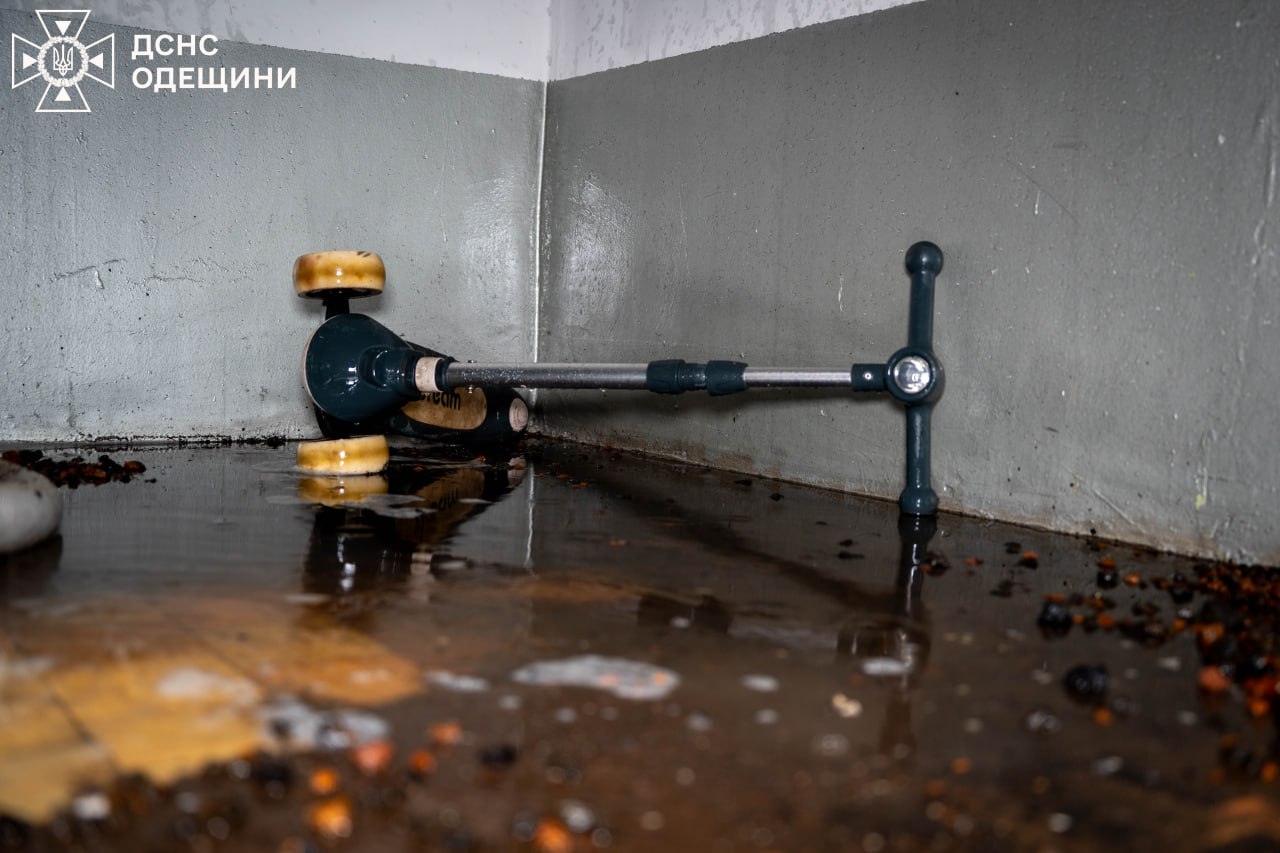 Вночі РФ масовано атакувала Одесу: дві людини загинули, 11 постраждали (оновлено)