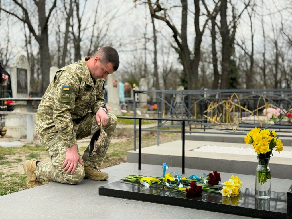 На Одещині вшанували пам’ять 13 прикордонників, загиблих в авіакатастрофі
