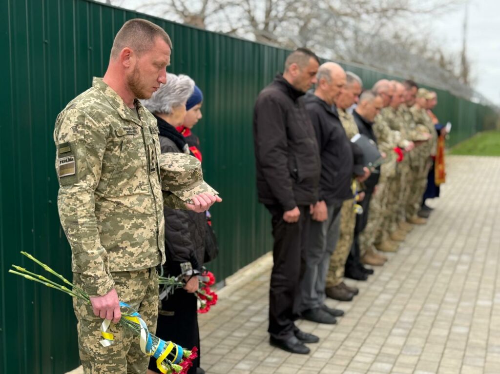 На Одещині вшанували пам’ять 13 прикордонників, загиблих в авіакатастрофі
