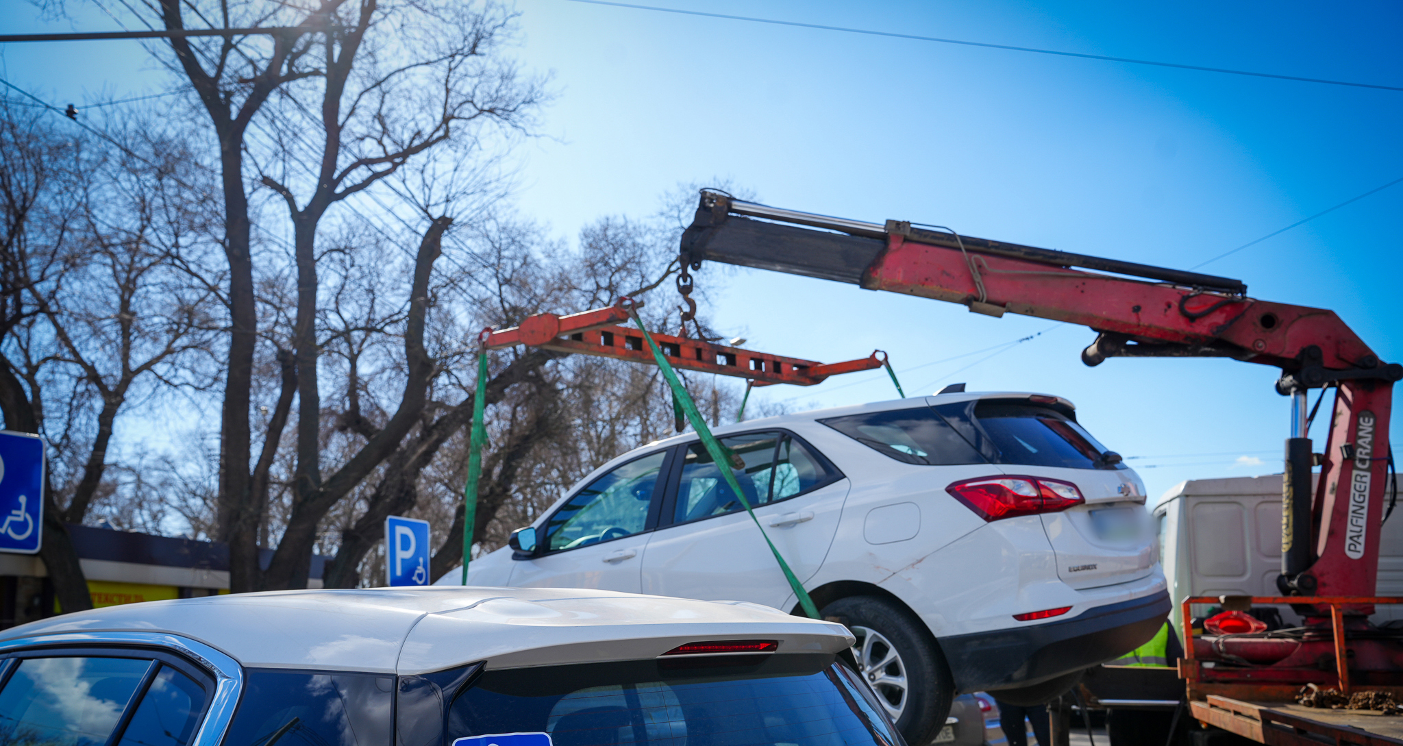 В Одессе полиция проверила парковку на местах для людей с инвалидностью