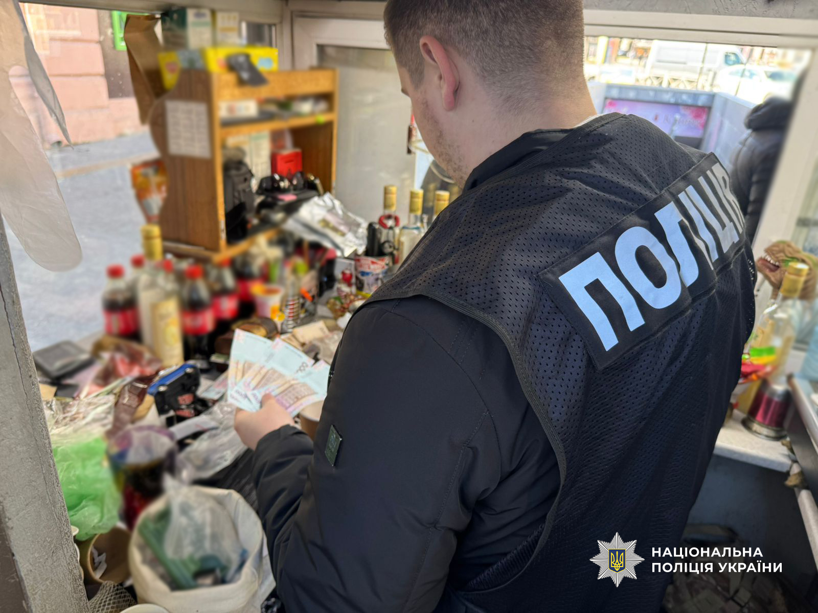 «Кава з сюрпризом»: в Одесі затримали баристу за торгівлю канабісом «Кава з сюрпризом»: в Одесі затримали баристу за торгівлю канабісом