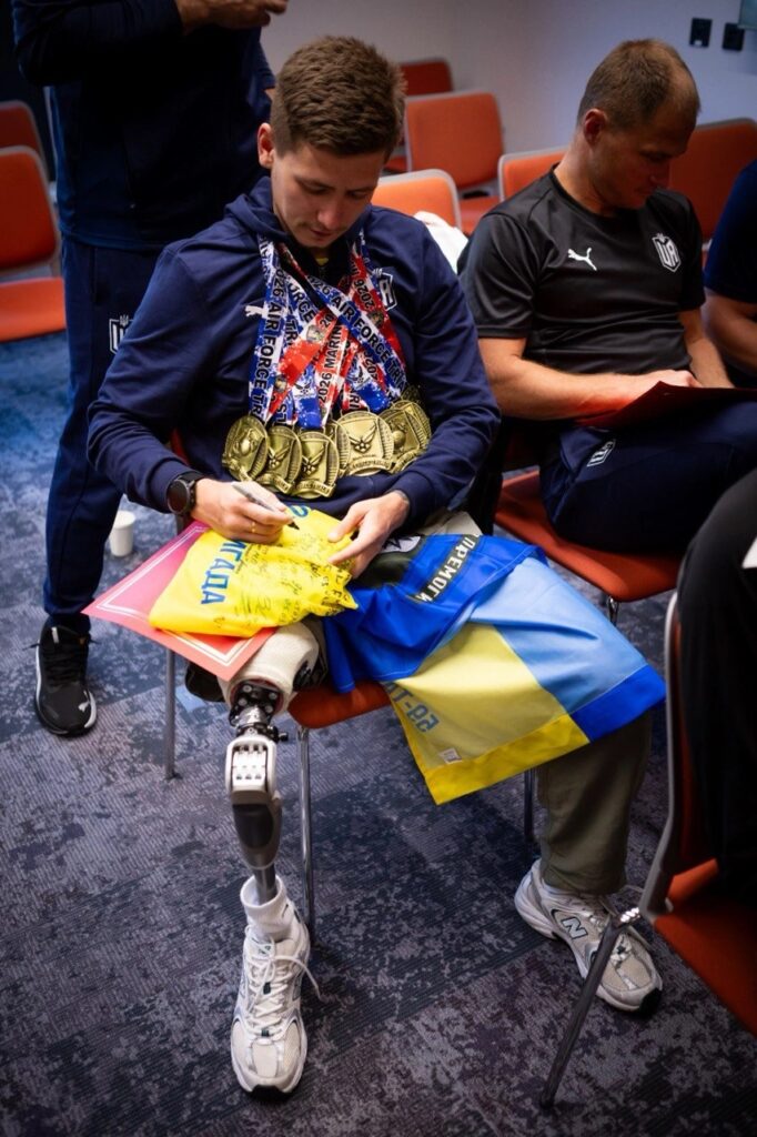 Спортсмен з Одещини здобув золоту та срібну медалі на змаганнях у США Спортсмен из Одесской области завоевал золотую и серебряную медали на соревнованиях в США