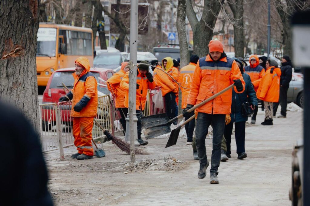 За самовіддану працю під час війни: одеські комунальники отримали почесні нагороди За самовіддану працю під час війни: одеські комунальники отримали почесні нагороди
