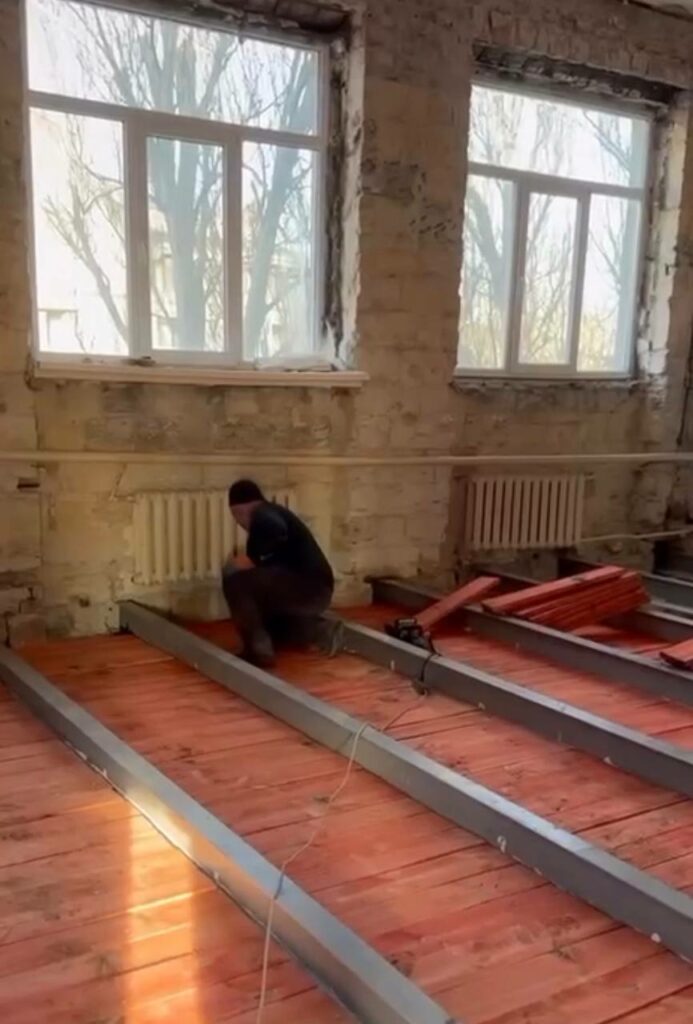 В Одесі триває відновлення гімназії №107 В Одесі триває відновлення гімназії №107