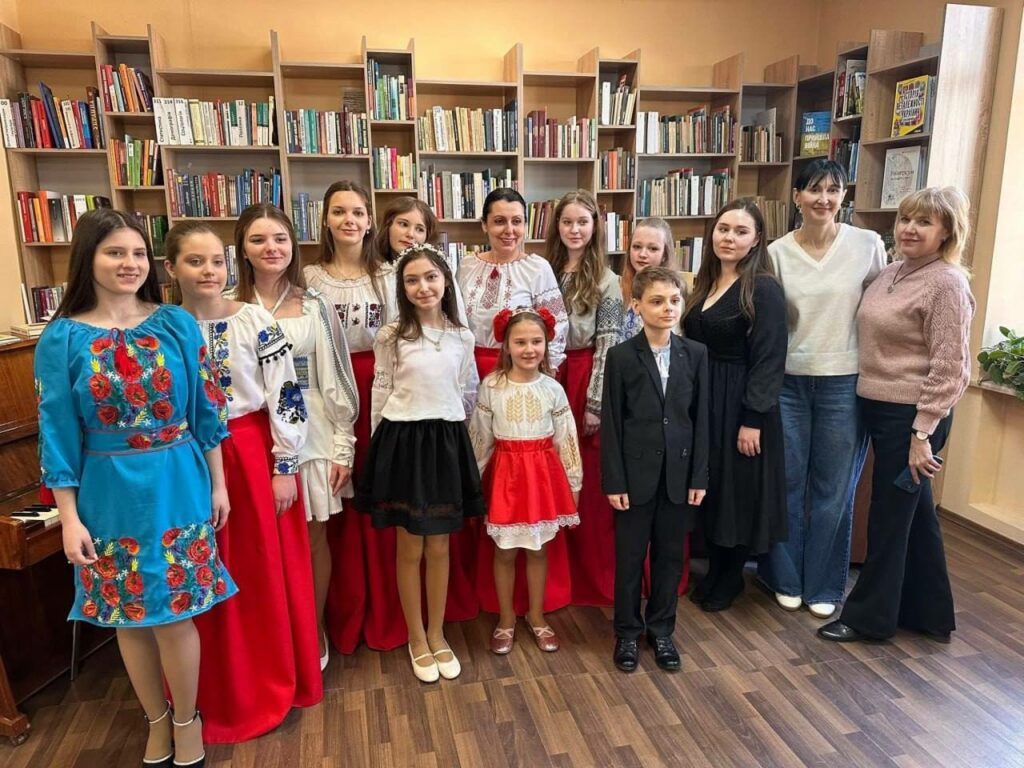 В одесской библиотеке №20 отметили Национальную неделю чтения поэзии