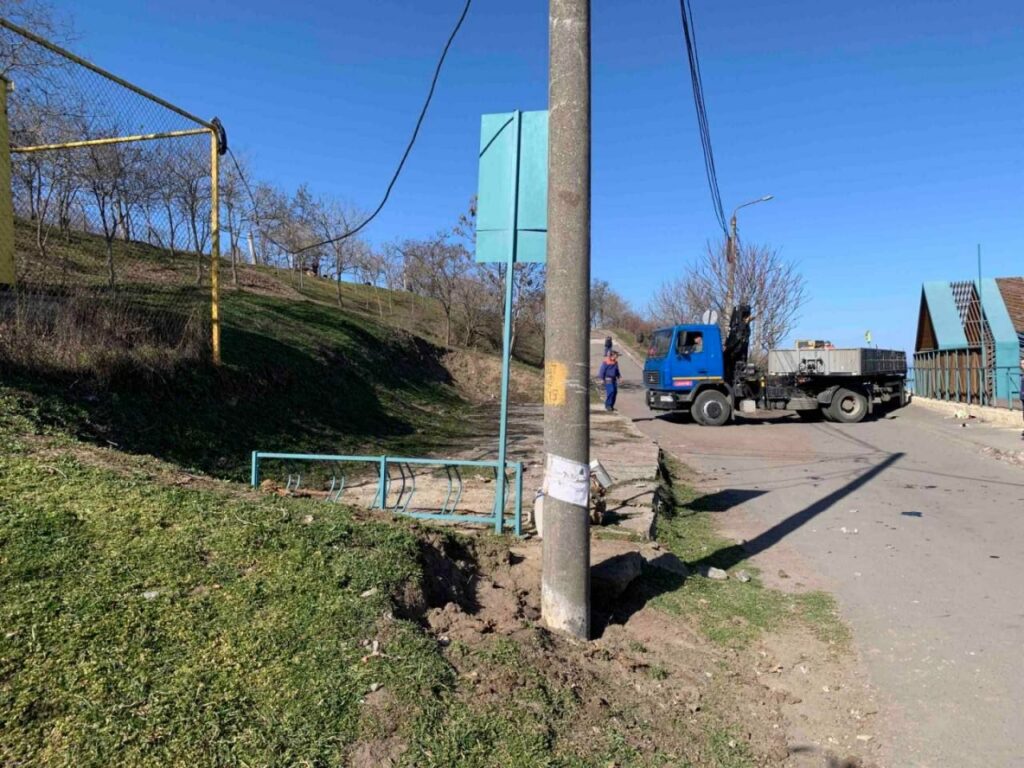 В Одессе на 13-й станции Фонтана восстановили сети уличного освещения