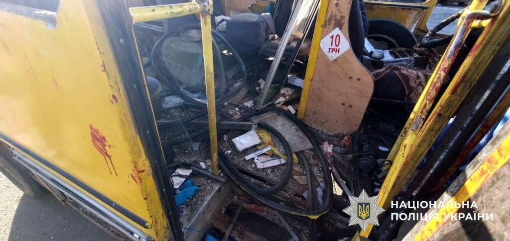 В Херсонской области из-за обстрелов два человека погибли и еще 20 получили травмы